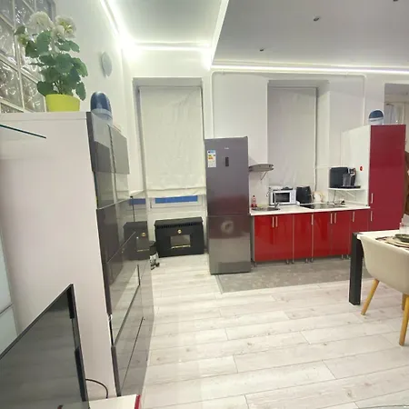 Yes, Yes! Lovely Good Amenities Center 布达佩斯