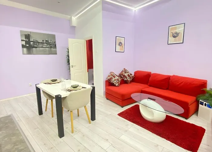 Yes, Yes! Lovely Good Amenities Center