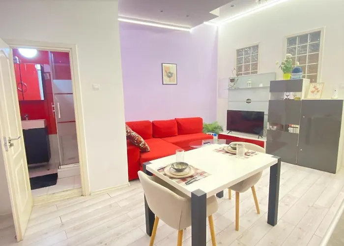 Yes, Yes! Lovely Good Amenities Center Apartman Budapest